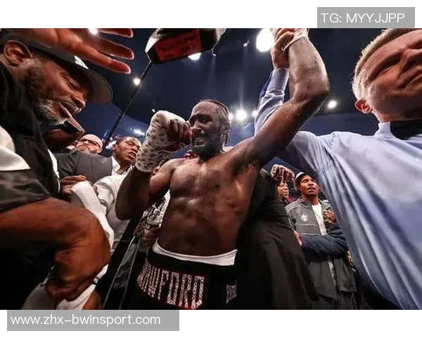 克劳福德与对手的巅峰对决谁将成为拳击历史的新传奇 克劳福德与对手的巅峰对决谁将成为拳击历史的新传奇